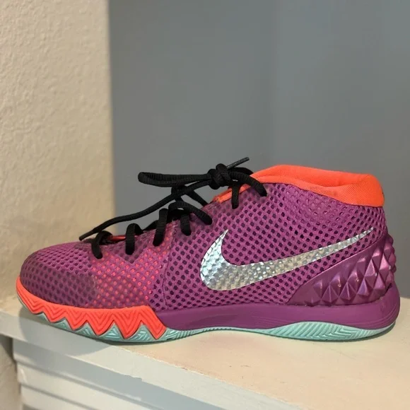 Nike Kyrie 1 Purple (GS) Easter Basketball Sneakers 717219-508 Youth Size 4.5Y - Picture 4 of 9
